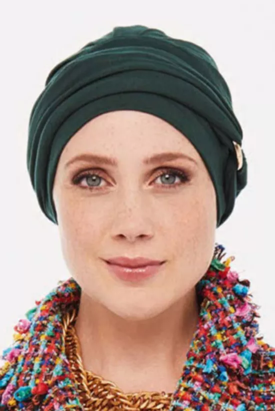 https://barcelonapelucas.com/sites/default/files/images/amira%20verde.jpg