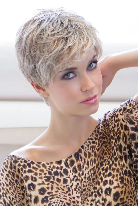 Peluca de Pelo Corto Cori de Luxe de Stimulate Peluca de Pelo Corto Cori de Luxe de Stimulate