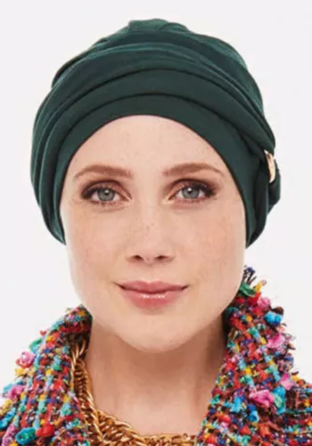 https://barcelonapelucas.com/sites/default/files/images/amira%20verde.jpg